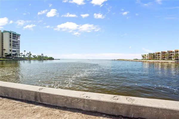 $3,500 | 517 79th Avenue, St. Pete Beach, FL 33706