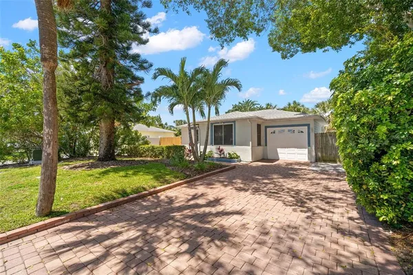 $3,500 | 517 79th Avenue, St. Pete Beach, FL 33706