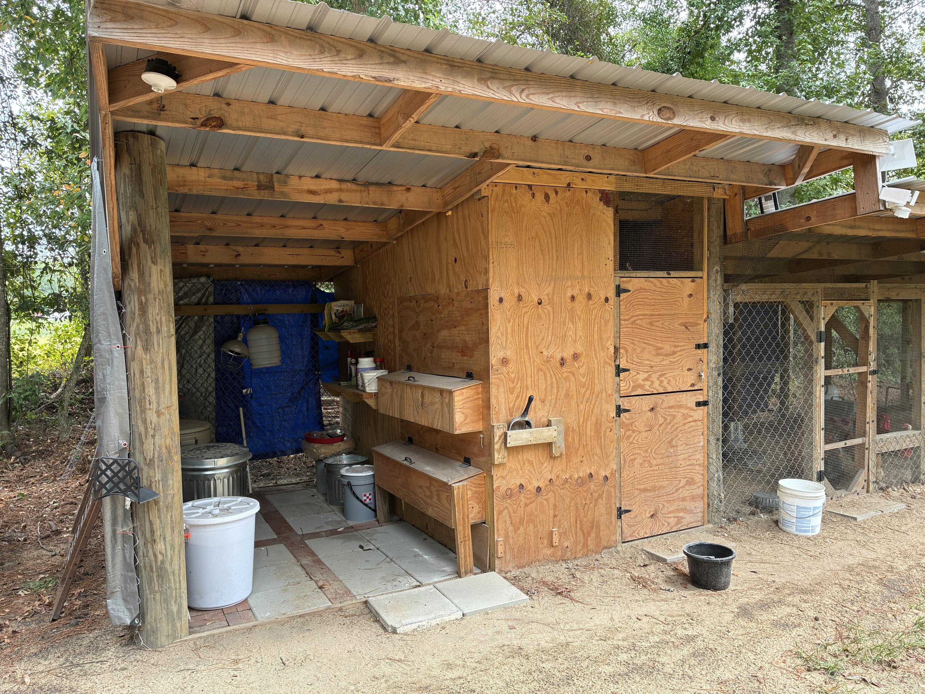 3151 Walker Gamble Road New Zion, SC 29111 - Photo 59 of 75 Chicken Coop