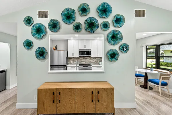 $429,000 | 8560 Southeast Eaglewood Way, Hobe Sound, FL 33455