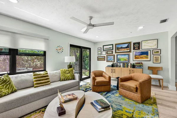 $429,000 | 8560 Southeast Eaglewood Way, Hobe Sound, FL 33455