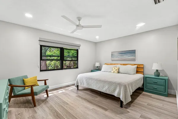 $429,000 | 8560 Southeast Eaglewood Way, Hobe Sound, FL 33455