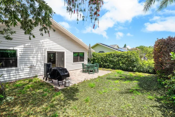 $429,000 | 8560 Southeast Eaglewood Way, Hobe Sound, FL 33455