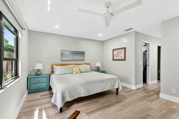 $429,000 | 8560 Southeast Eaglewood Way, Hobe Sound, FL 33455