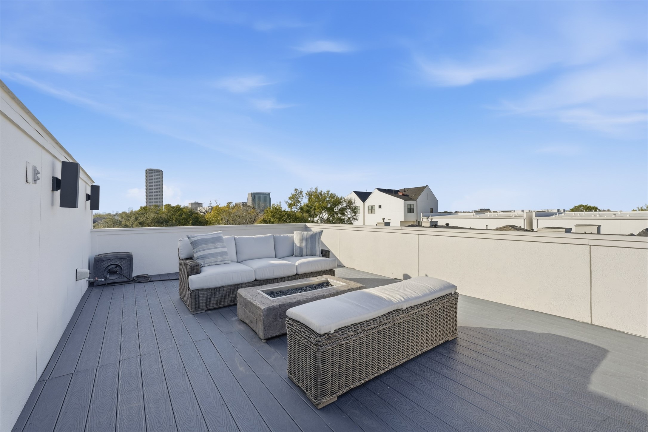 2114 McDuffie Street Houston, TX 77019 - Photo 42 of 45 Just steps away from the 3rd floor is a roof top terrace with 360 degree Houston skyline views.