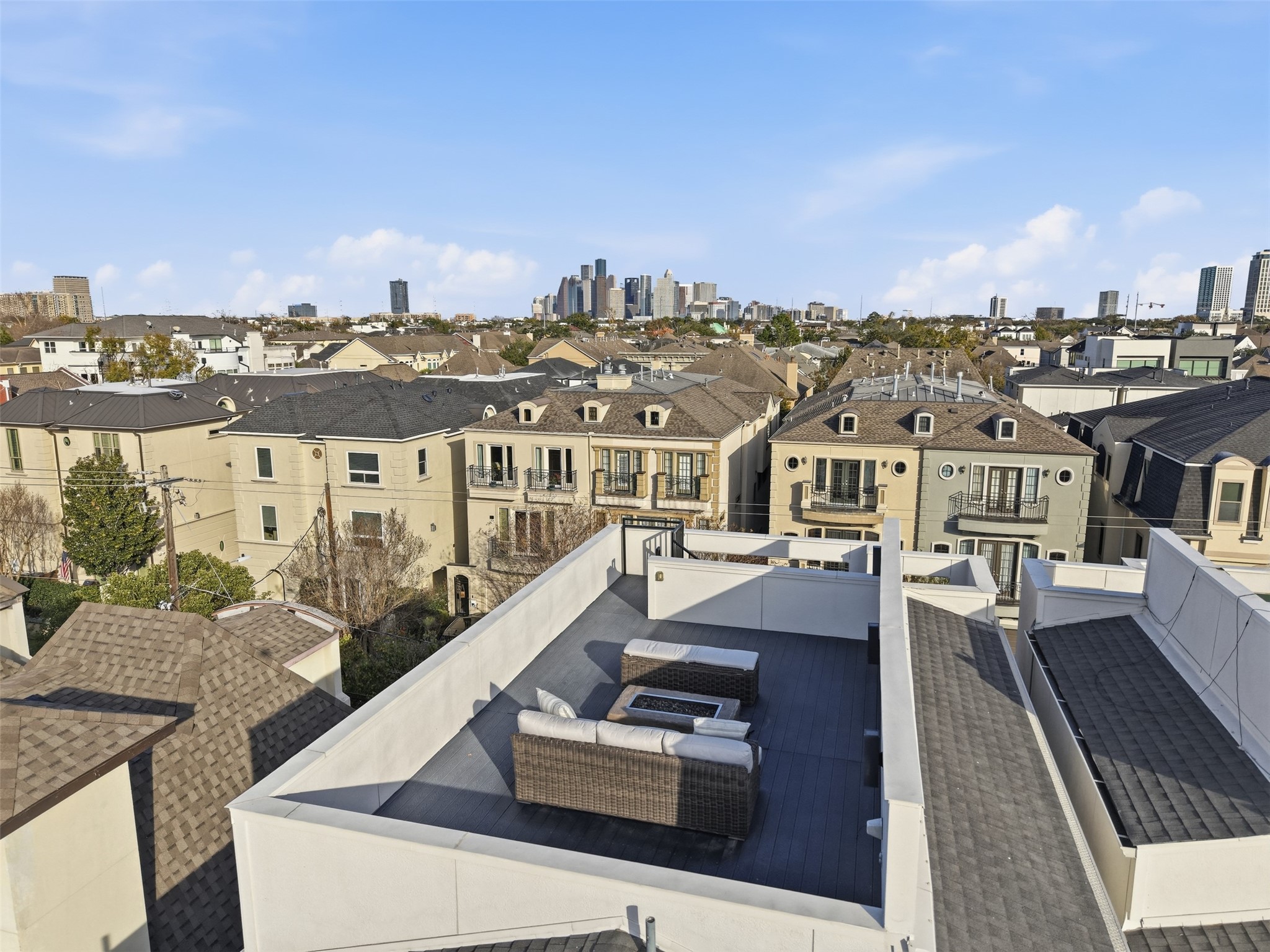 2114 McDuffie Street Houston, TX 77019 - Photo 44 of 45 Star gazing and moon lit nights await on this roof top terrace.