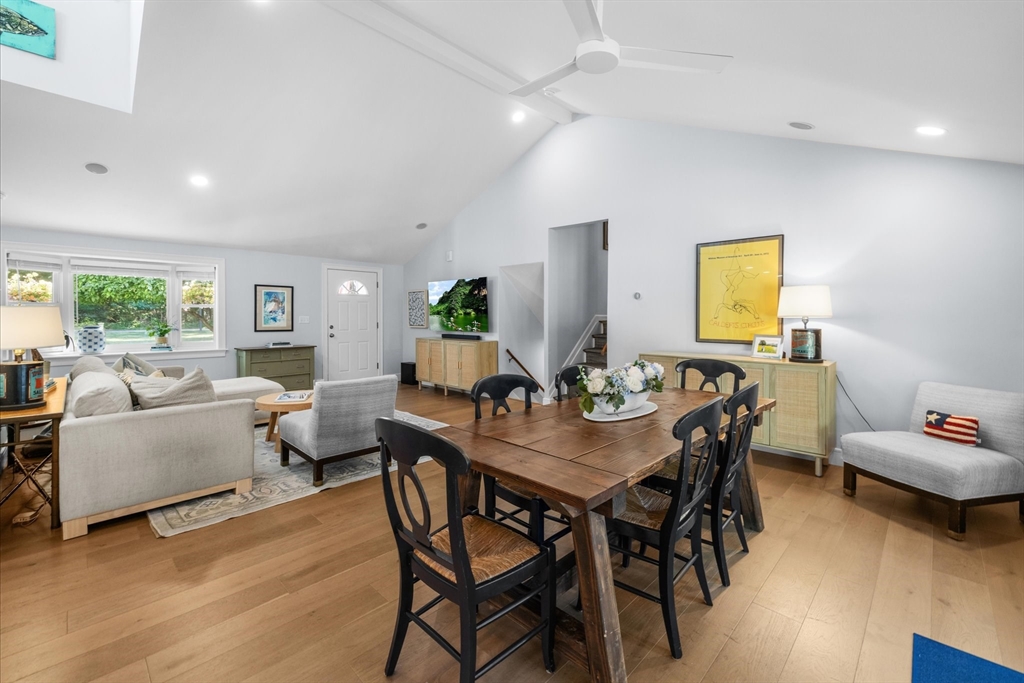 55 Union Bridge Road Duxbury, MA 02332 - Photo 11 of 42