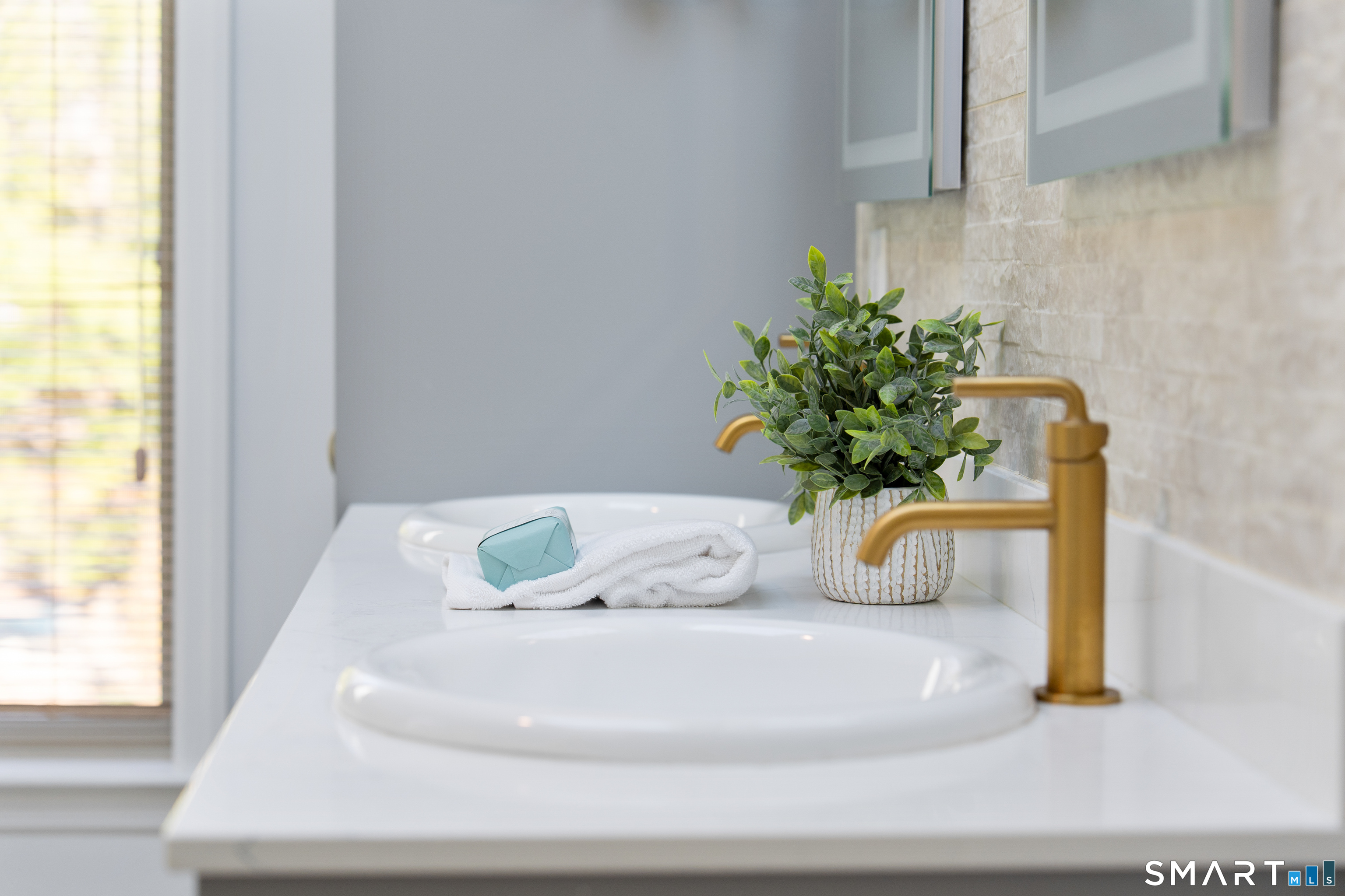 8 Ledge Road Norwalk, CT 06853 - Photo 16 of 27