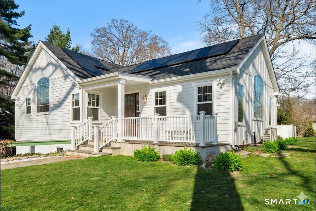 8 Ledge Road Norwalk, CT 06853 - Photo 2 of 27