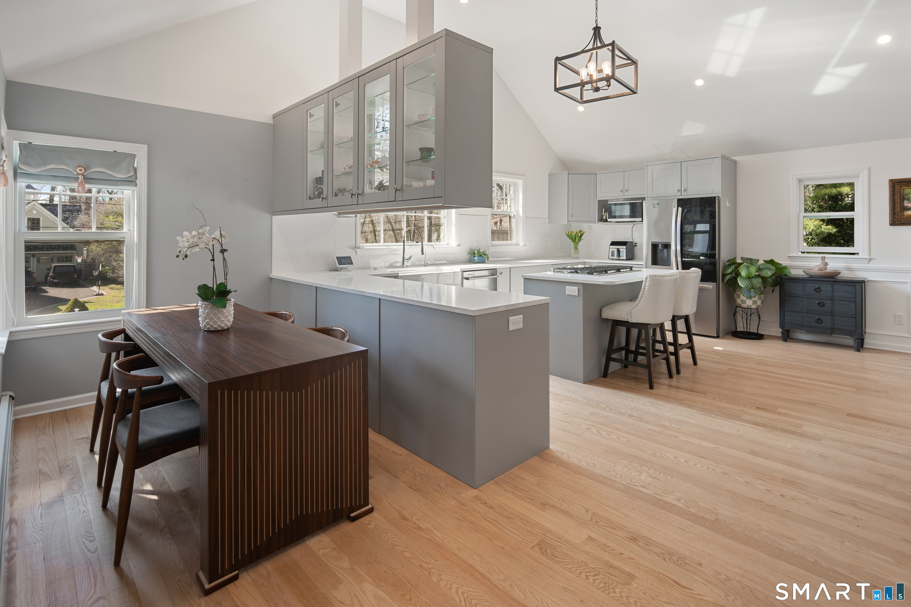 8 Ledge Road Norwalk, CT 06853 - Photo 9 of 27