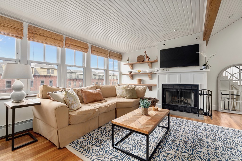 53 Rutland Street, Unit 3 Boston, MA 02118 - Photo 3 of 18