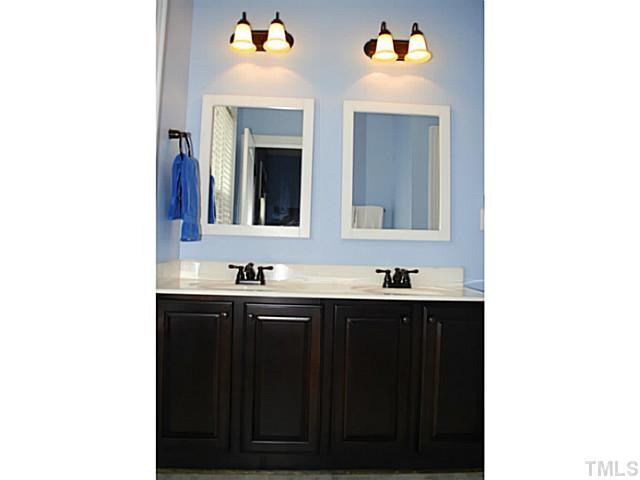 2728 Royal Forrest Drive Raleigh, NC 27614 - Photo 19 of 25 Bathroom