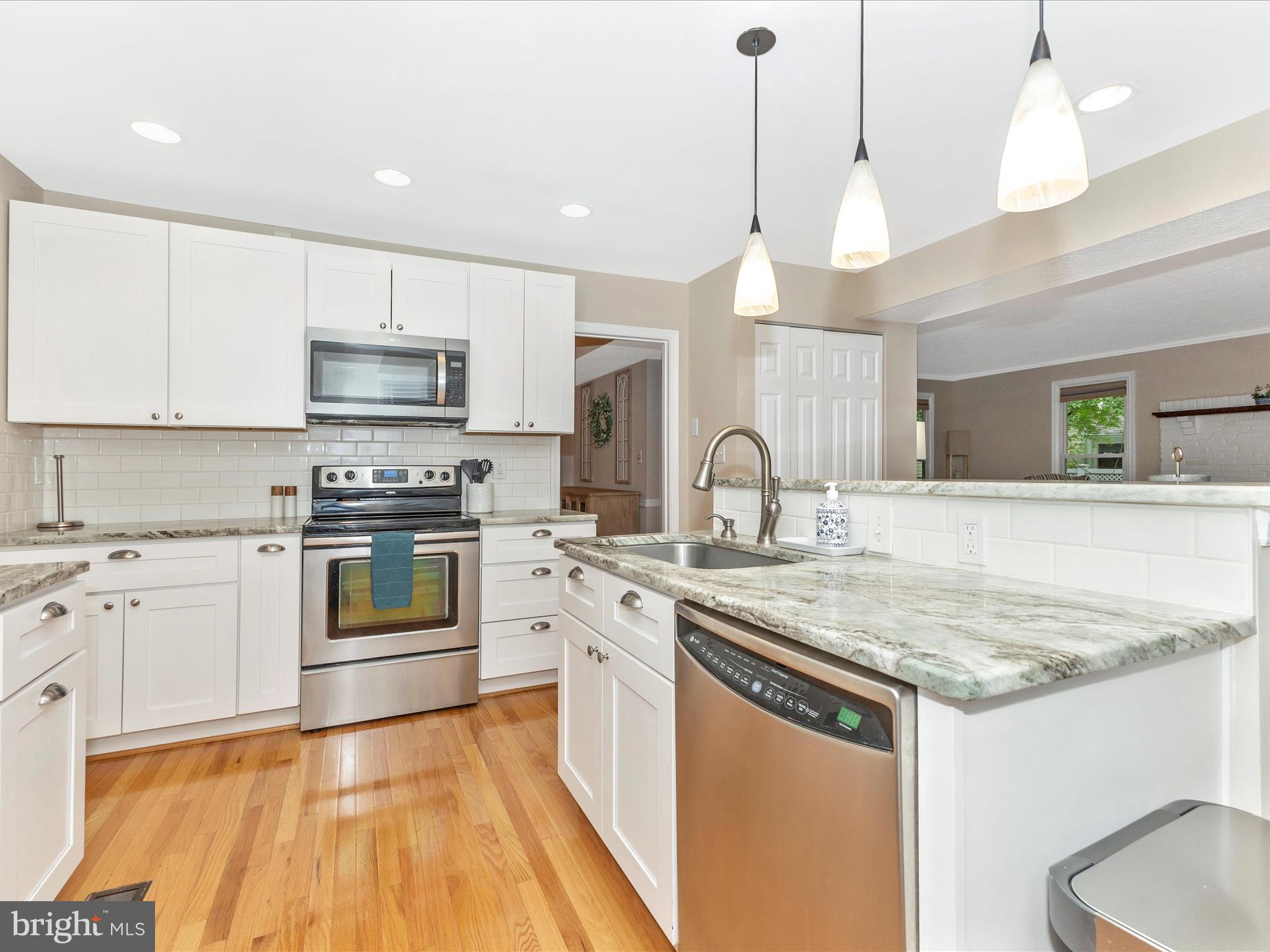 290 Wilderness Road Severna Park, MD 21146 - Photo 14 of 54 Kitchen
