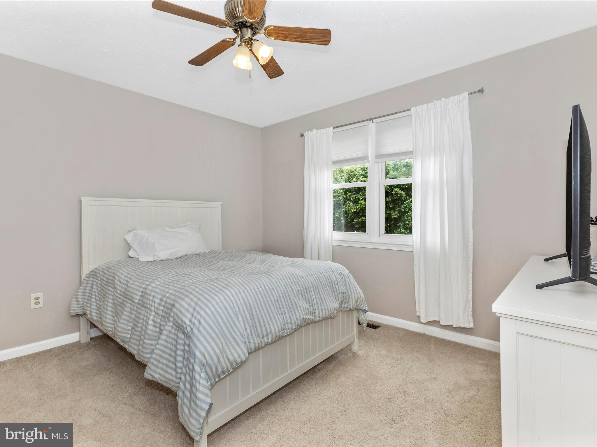 290 Wilderness Road Severna Park, MD 21146 - Photo 34 of 54 Bedroom 3