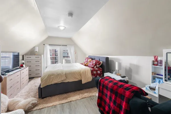 $950,000 | 802 Avenue A, Bayonne, NJ 07002