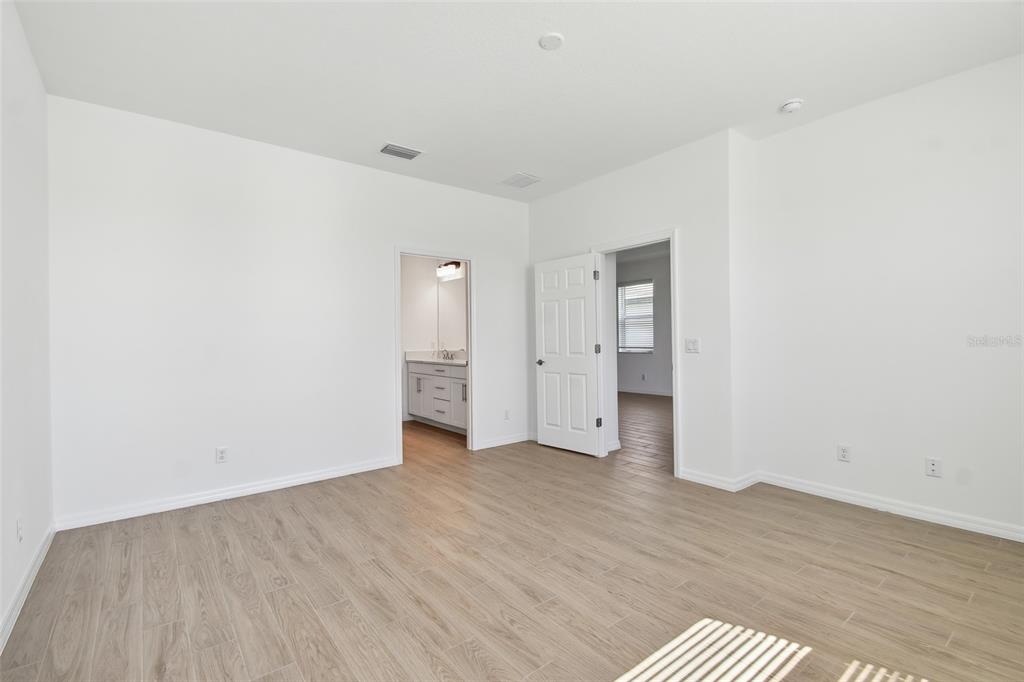 18071 Cherished Loop Lakewood Ranch, FL 34211 - Photo 17 of 44