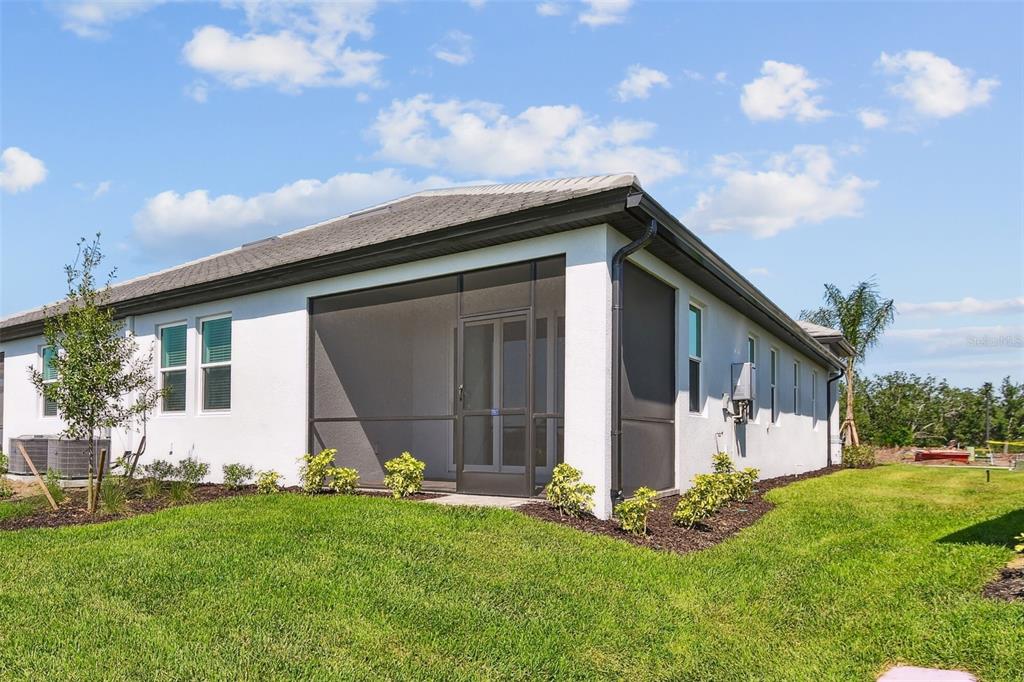 18071 Cherished Loop Lakewood Ranch, FL 34211 - Photo 3 of 44