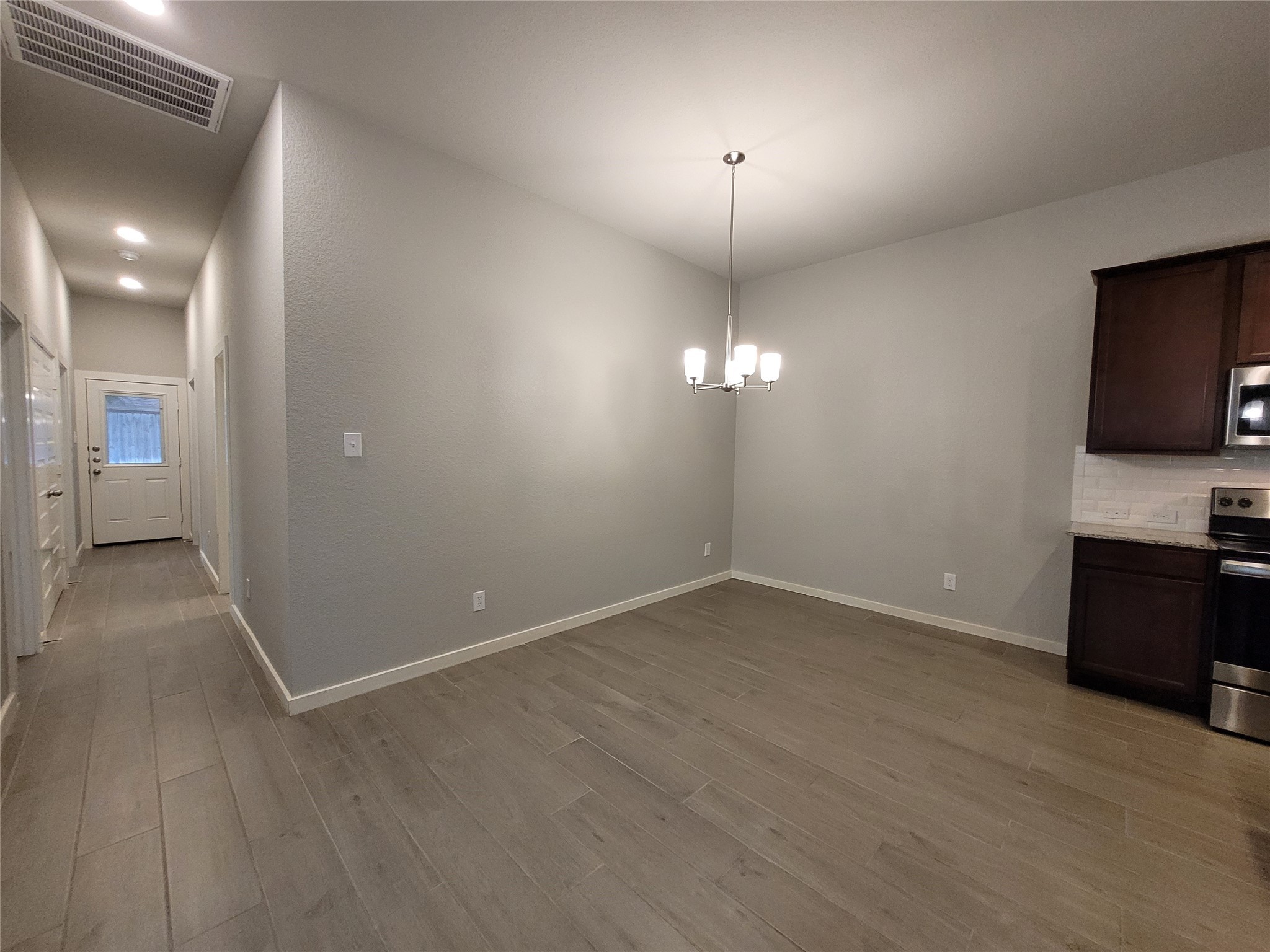 210 Oakcrest, Unit A Conroe, TX 77304 - Photo 4 of 17