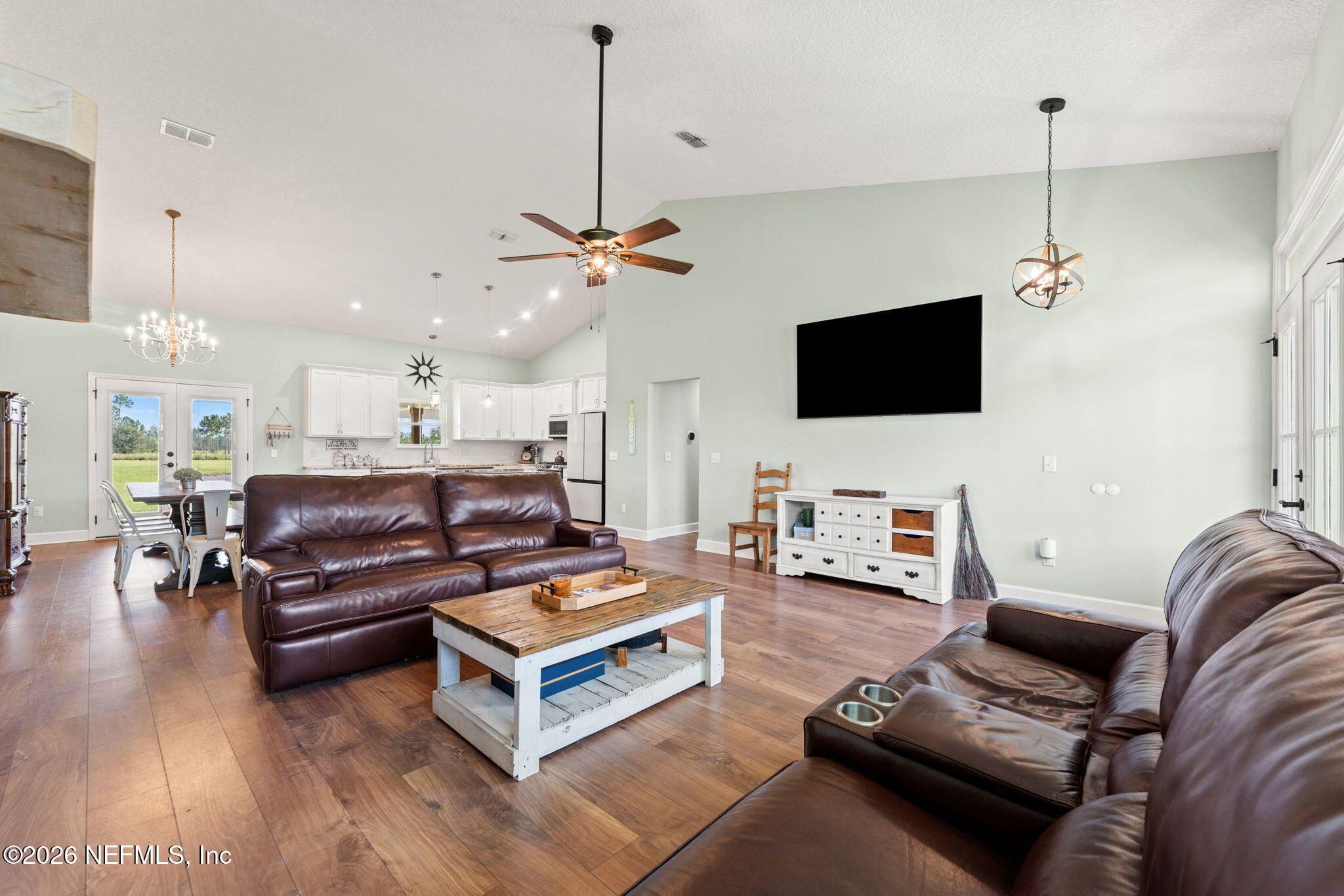 12903 Folsom Road Sanderson, FL 32087 - Photo 7 of 37 Living Space