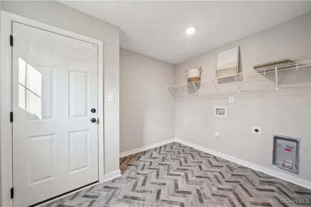 a view of a hallway with closet