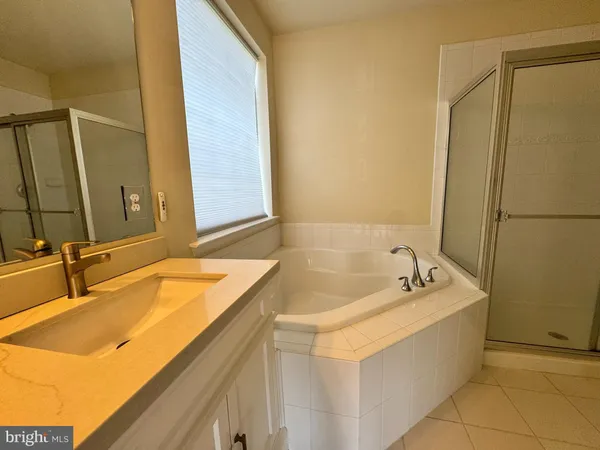 $2,850 | 4322 Champions Run, Cherry Hill, NJ 08002