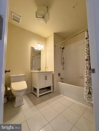 $2,850 | 4322 Champions Run, Cherry Hill, NJ 08002