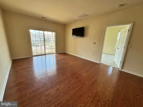 $2,850 | 4322 Champions Run, Cherry Hill, NJ 08002