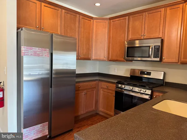 $2,850 | 4322 Champions Run, Cherry Hill, NJ 08002