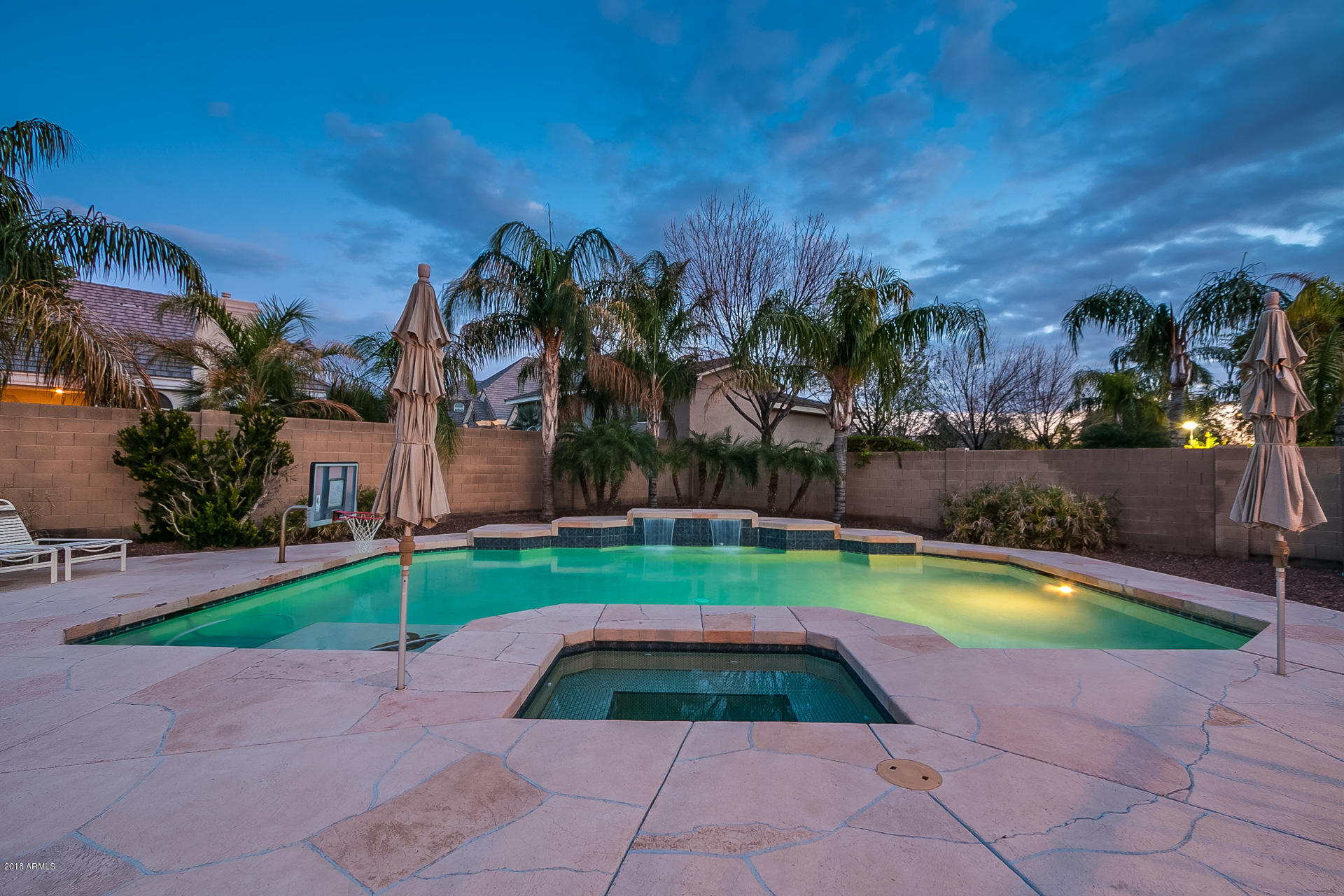 305 South Racine Court Gilbert, AZ 85296 - Photo 4 of 72 Racine-66