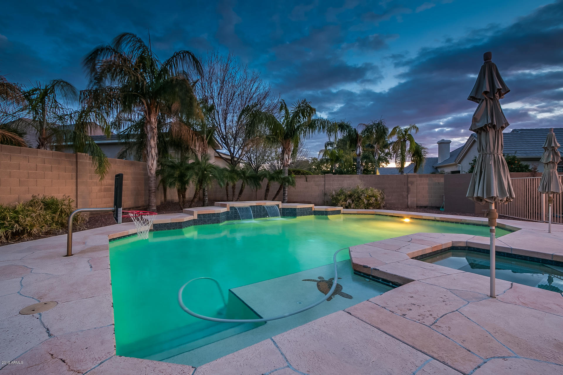 305 South Racine Court Gilbert, AZ 85296 - Photo 5 of 72 Racine-67
