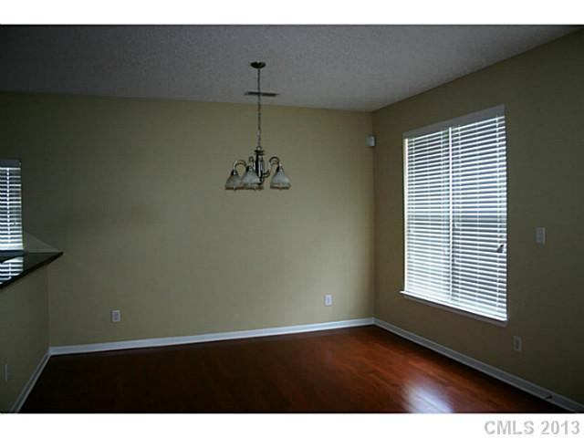 6913 Lowen Road Charlotte, NC 28269 - Photo 3 of 11