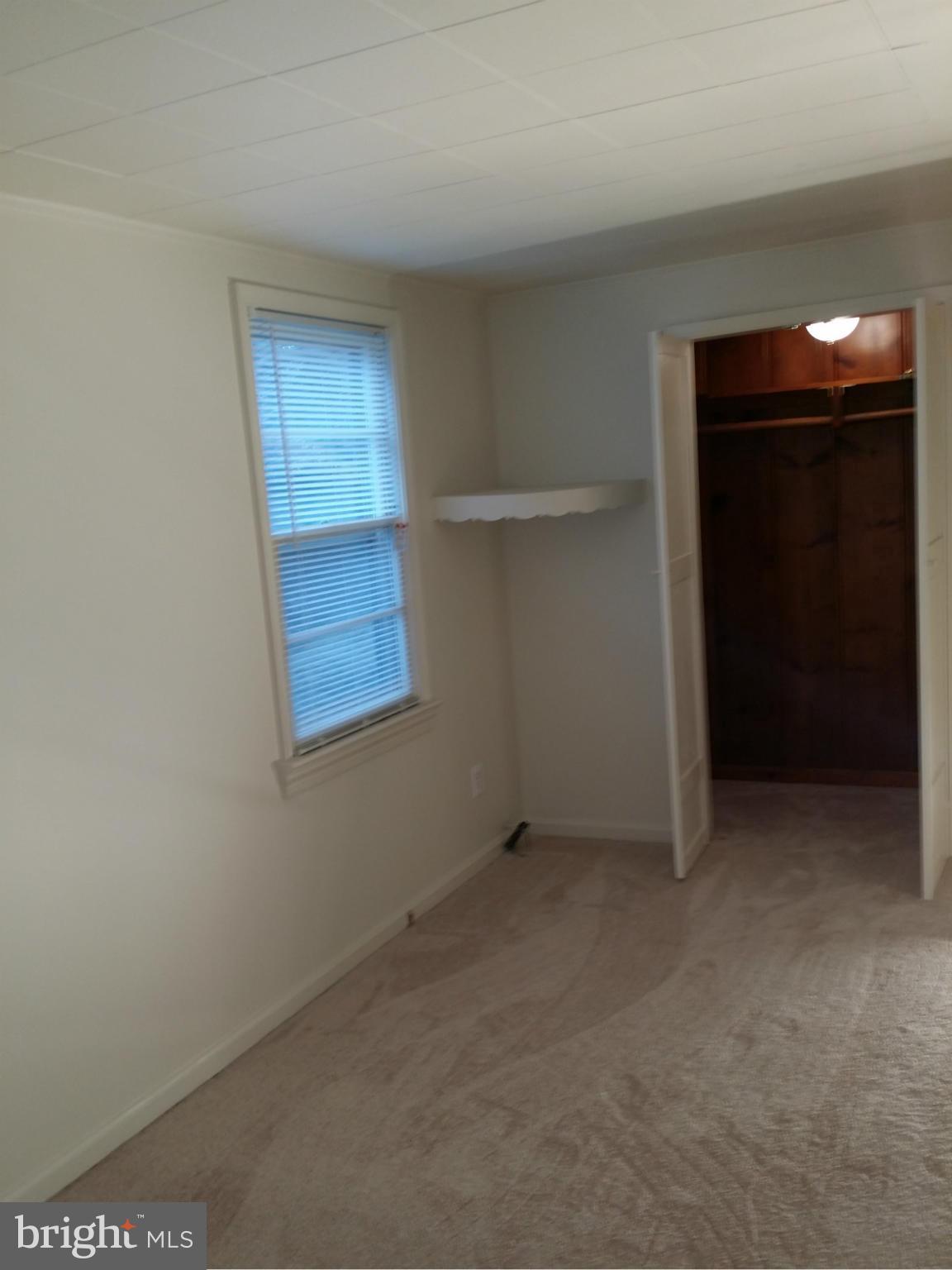 1501 Amherst Road Hyattsville, MD 20783 - Photo 16 of 29 Family Room
