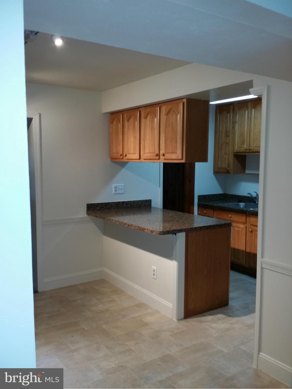 1501 Amherst Road Hyattsville, MD 20783 - Photo 8 of 29 Kitchen