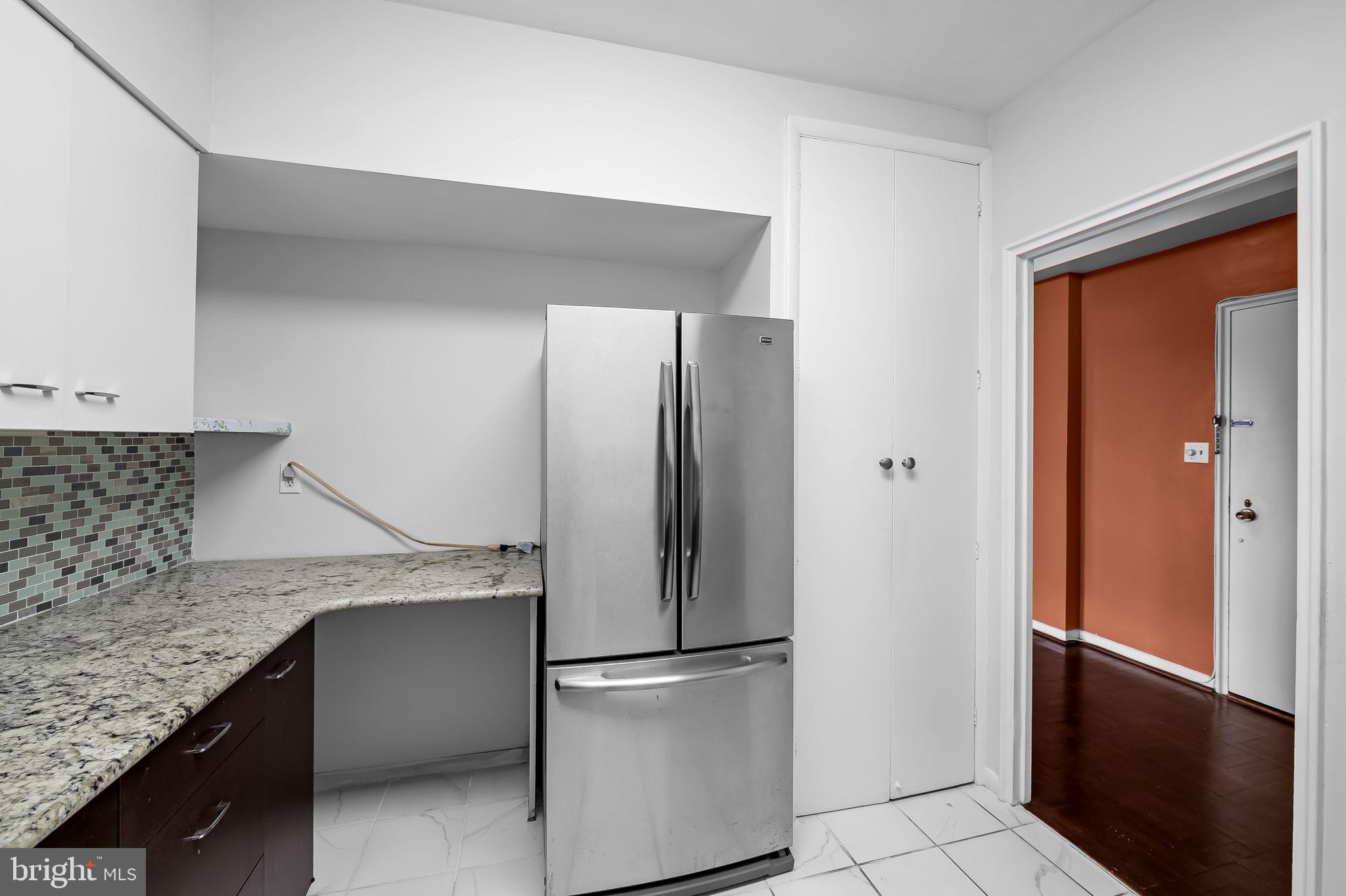 11 Slade Avenue, Unit 804 Baltimore, MD 21208 - Photo 19 of 37