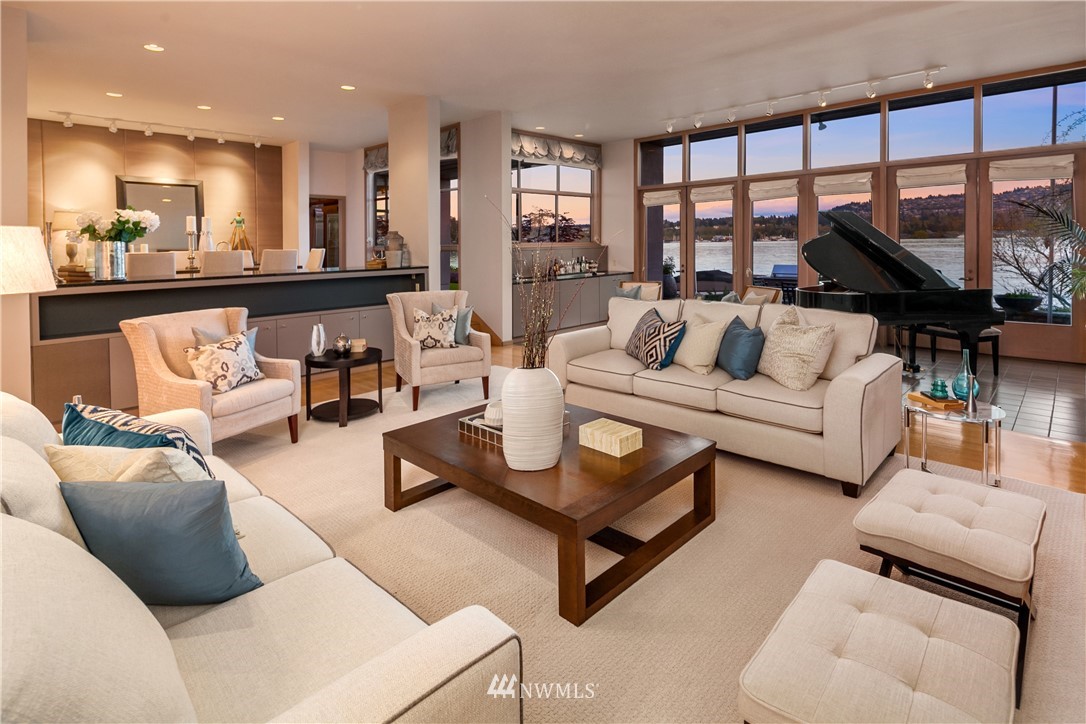 3840 East Mercer Way Mercer Island, WA 98040 - Photo 4 of 25