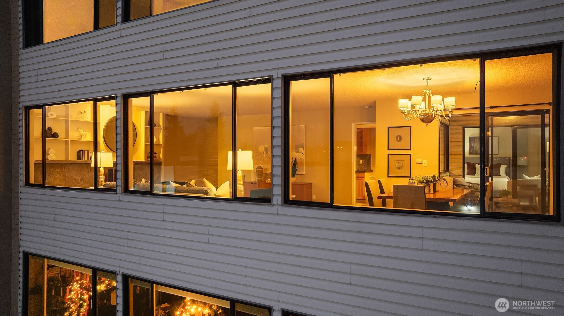 3608 26th Place West, Unit 201 Seattle, WA 98199 - Photo 28 of 33 a view of front door with wooden floor