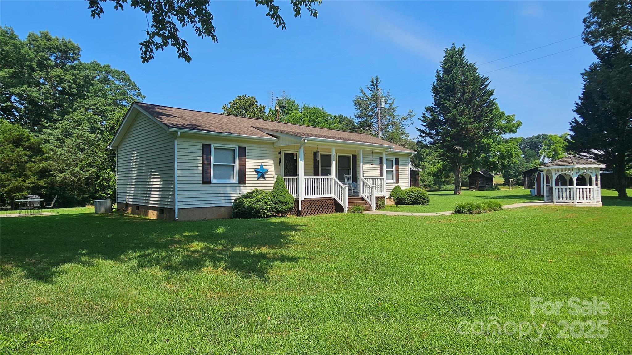 233 Hicks Road Statesville, NC 28625 - Photo 5 of 47 Gallery Image 5