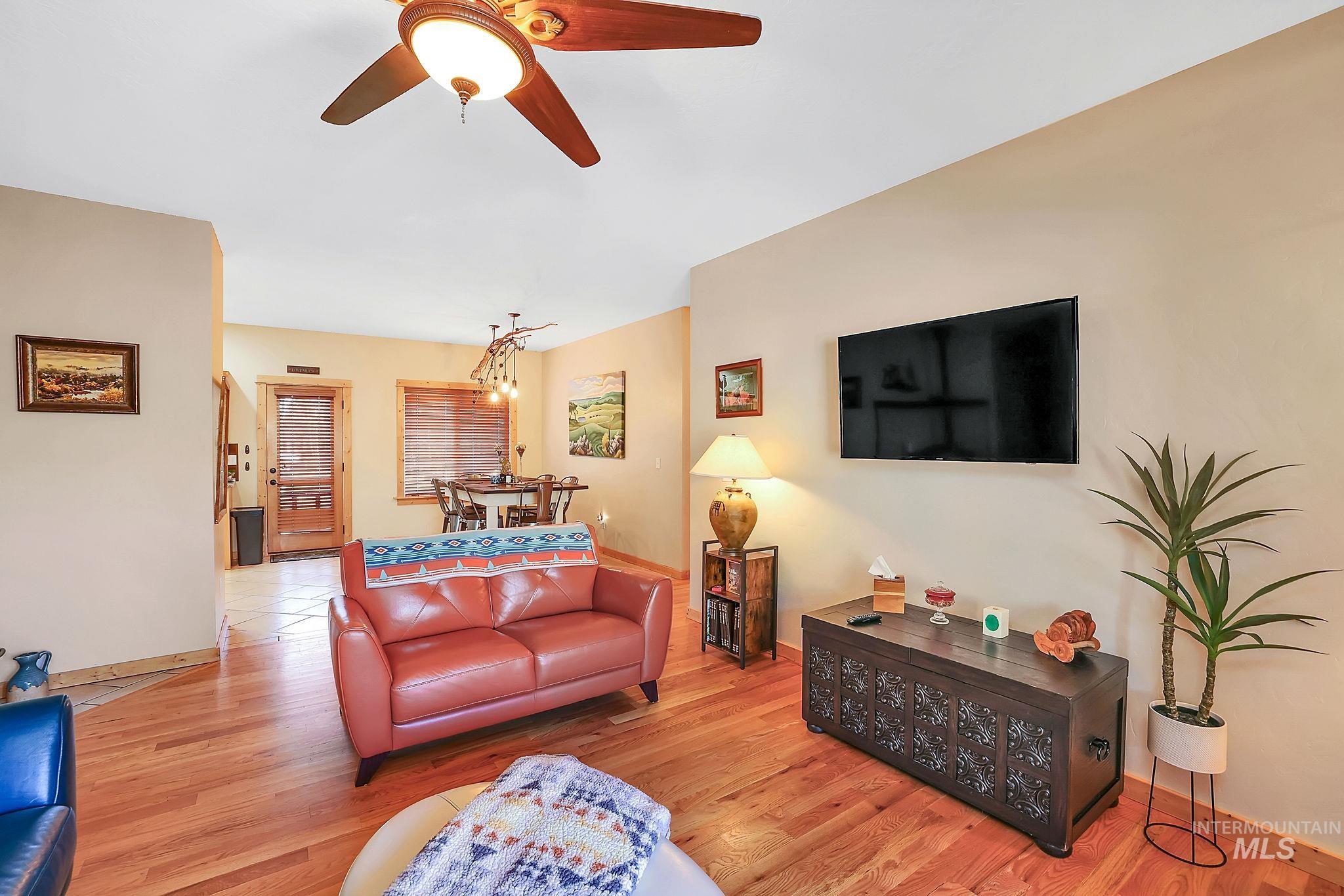 12954 Upland Road Donnelly, ID 83615 - Photo 7 of 41