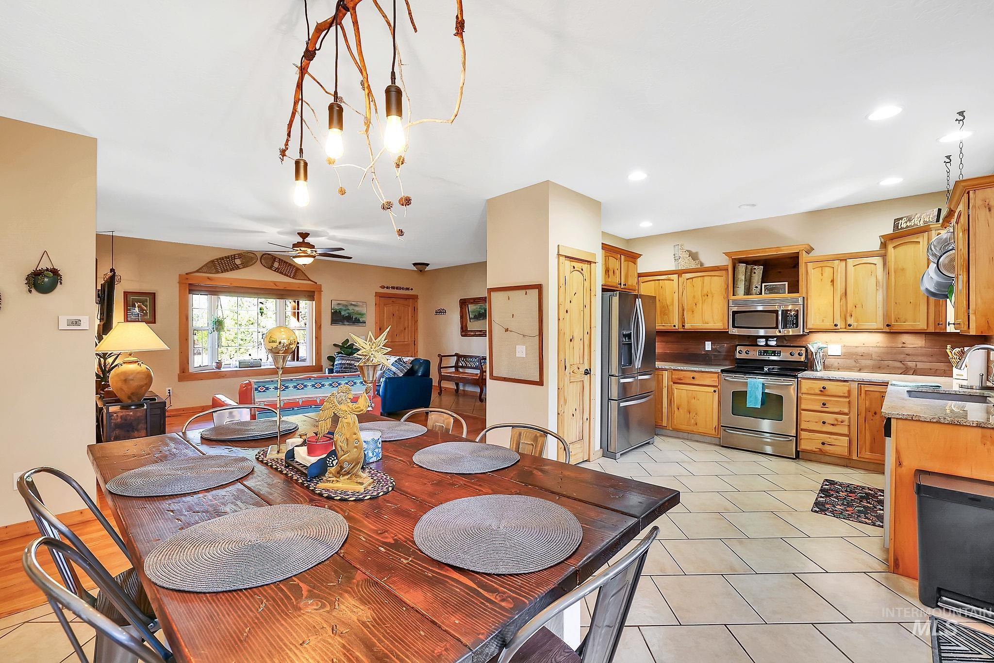 12954 Upland Road Donnelly, ID 83615 - Photo 10 of 41