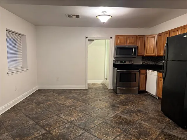 $1,100 | 2012 Felicity Street, New Orleans, LA 70113