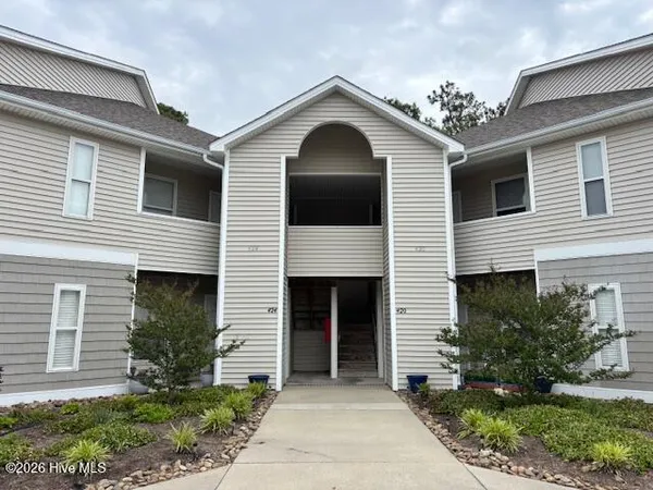 $260,000 | 424 Commerce Avenue, Unit D, Morehead City, NC 28557