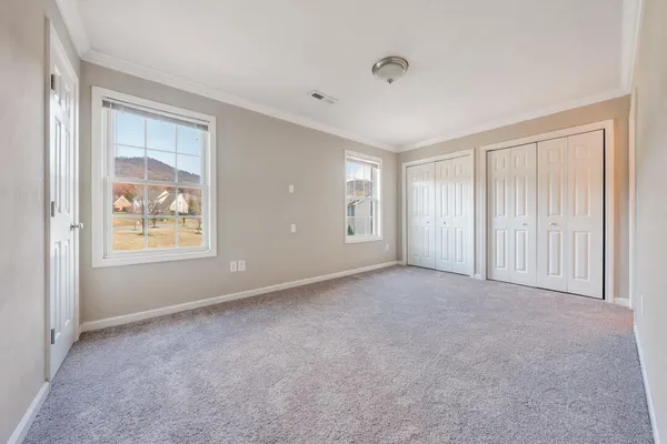 $1,599 | 2309 Jenny Lane, Vinton, VA 24179