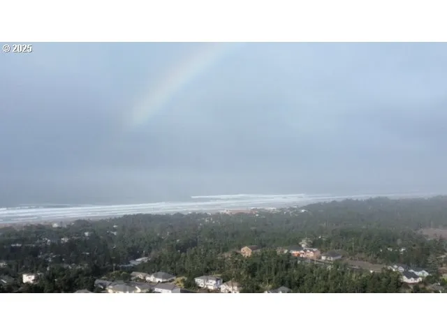 $349,500 | 87987 Woodlands Drive, Florence, OR 97439