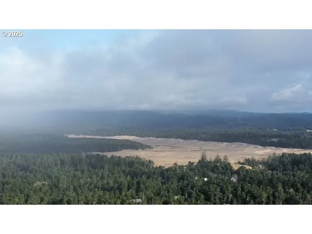 $349,500 | 87987 Woodlands Drive, Florence, OR 97439