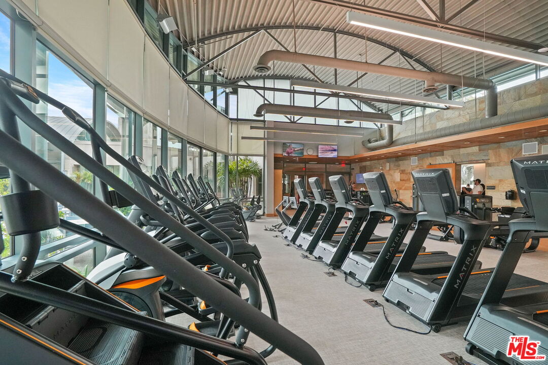 402 Rockefeller, Unit 406 Irvine, CA 92612 - Photo 31 of 33 a view of gym