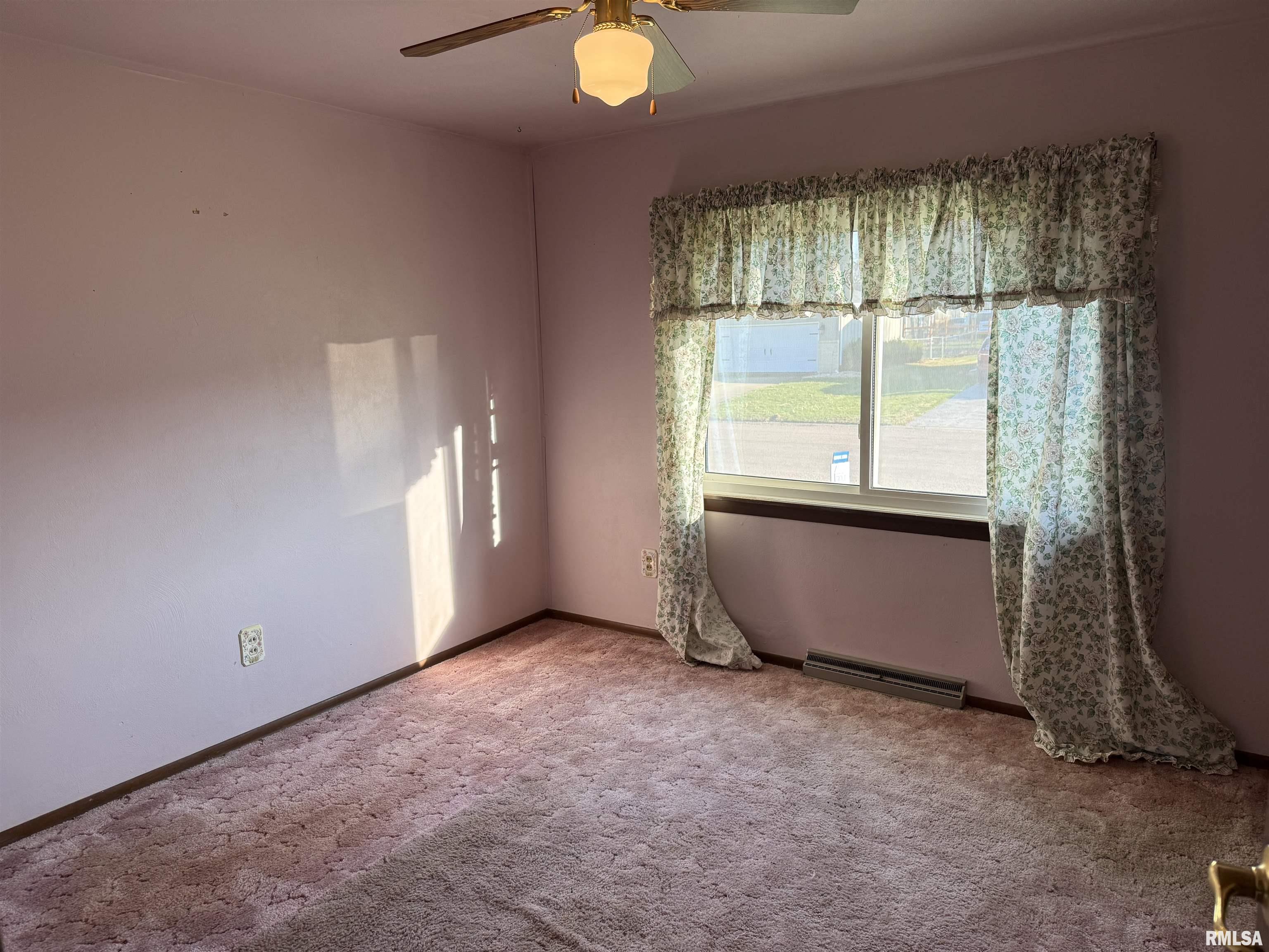 428 Pendik Street Jacksonville, IL 62650 - Photo 14 of 22