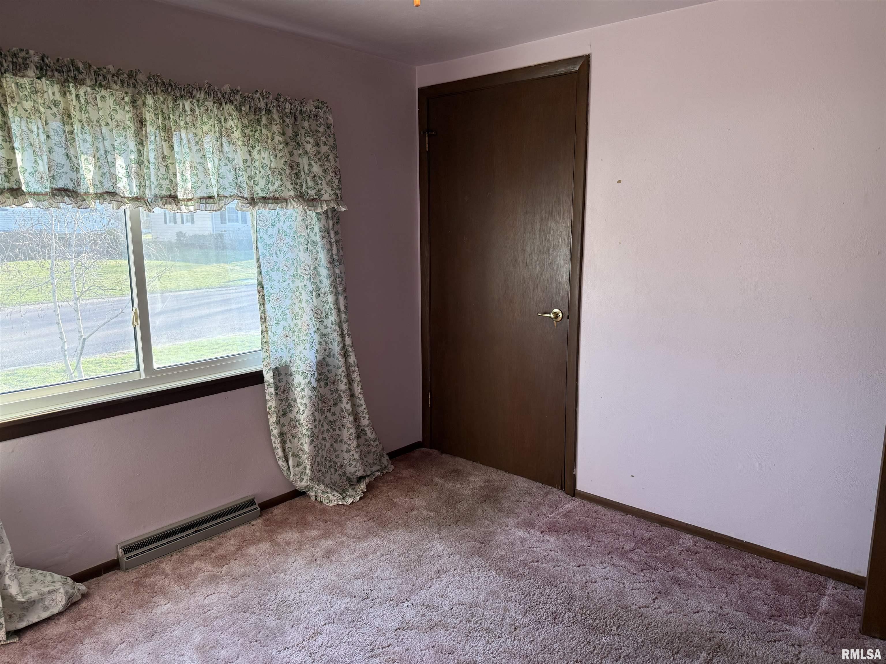 428 Pendik Street Jacksonville, IL 62650 - Photo 15 of 22