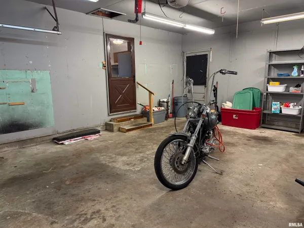 $119,900 | 428 Pendik Street, Jacksonville, IL 62650