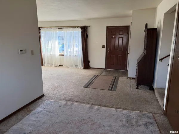 $119,900 | 428 Pendik Street, Jacksonville, IL 62650