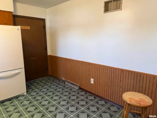 $119,900 | 428 Pendik Street, Jacksonville, IL 62650